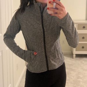 Lulu🍋 Look-Alike Crop Jacket